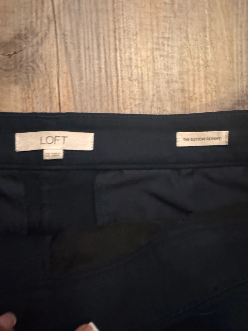 LOFT Sutton Skinny Pants in Navy - size 12
